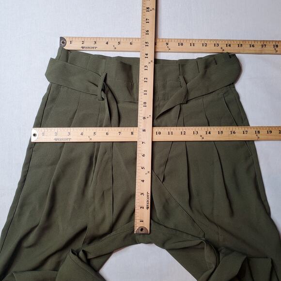 Madewell Women's Size 2 NWT Drapey Paperbag Pants Belted Foliage Green - Picture 2 of 9